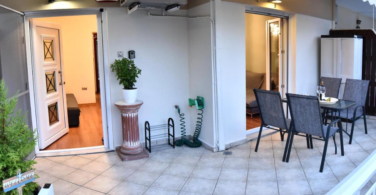 Holiday Blue Apartment Palaiontsiflikion Exterior photo